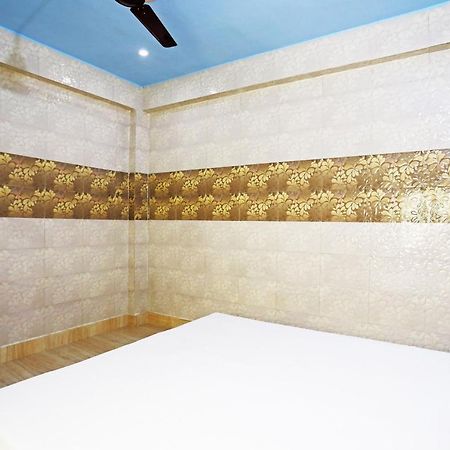 Hotel Oyo 44361 Shri Lajjaram Ashram Vrindāvan Zewnętrze zdjęcie
