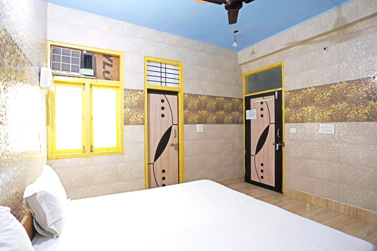 Hotel Oyo 44361 Shri Lajjaram Ashram Vrindāvan Zewnętrze zdjęcie